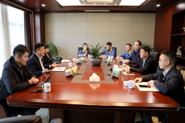 平湖市委常委、副市长戴振一行莅临8868体育首页登录调研指导