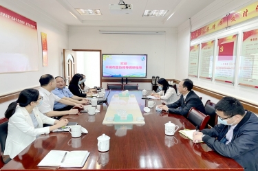 平湖市政协主席何健莅临8868体育首页登录全资子公司平湖景包调研走访